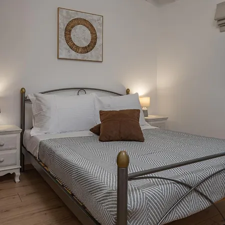 Terra Nostra Mansion Zakynthos *