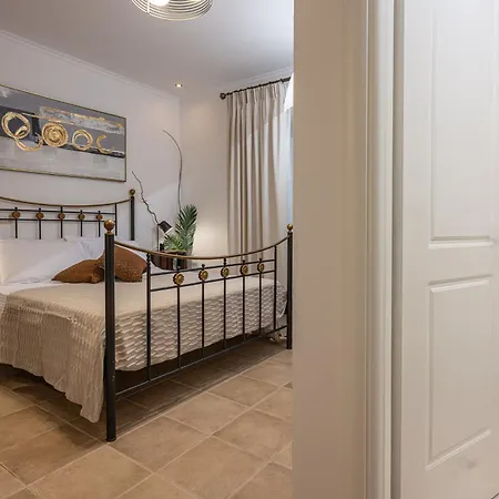 Terra Nostra Mansion Zakynthos *